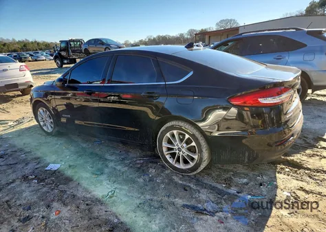 2019 Ford Fusion Se z USA, uszkodzony, nr VIN 3FA6P0LU2KR189683